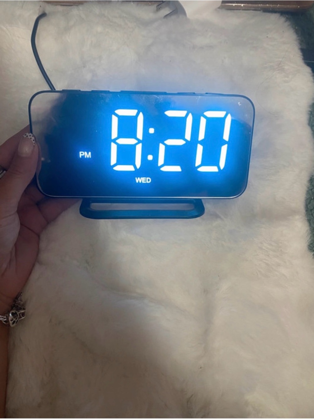 Alarm clock - Picture 2 of 7